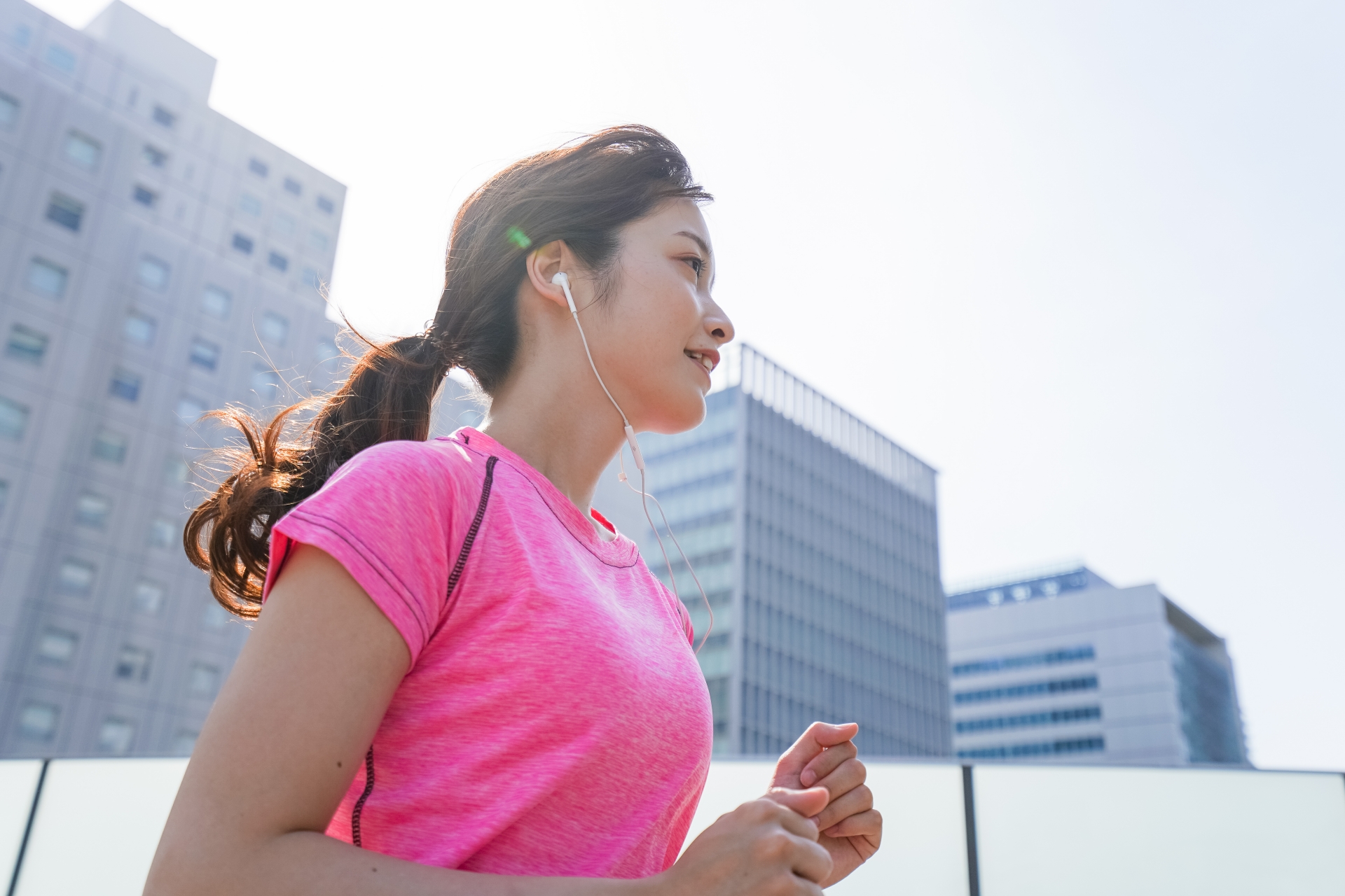 語学も勉強も運動も！ランニング中にできる聞く読書のメリットとは？